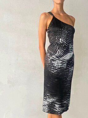 Gucci 2000 s/s by Tom Ford one shoulder dress runway